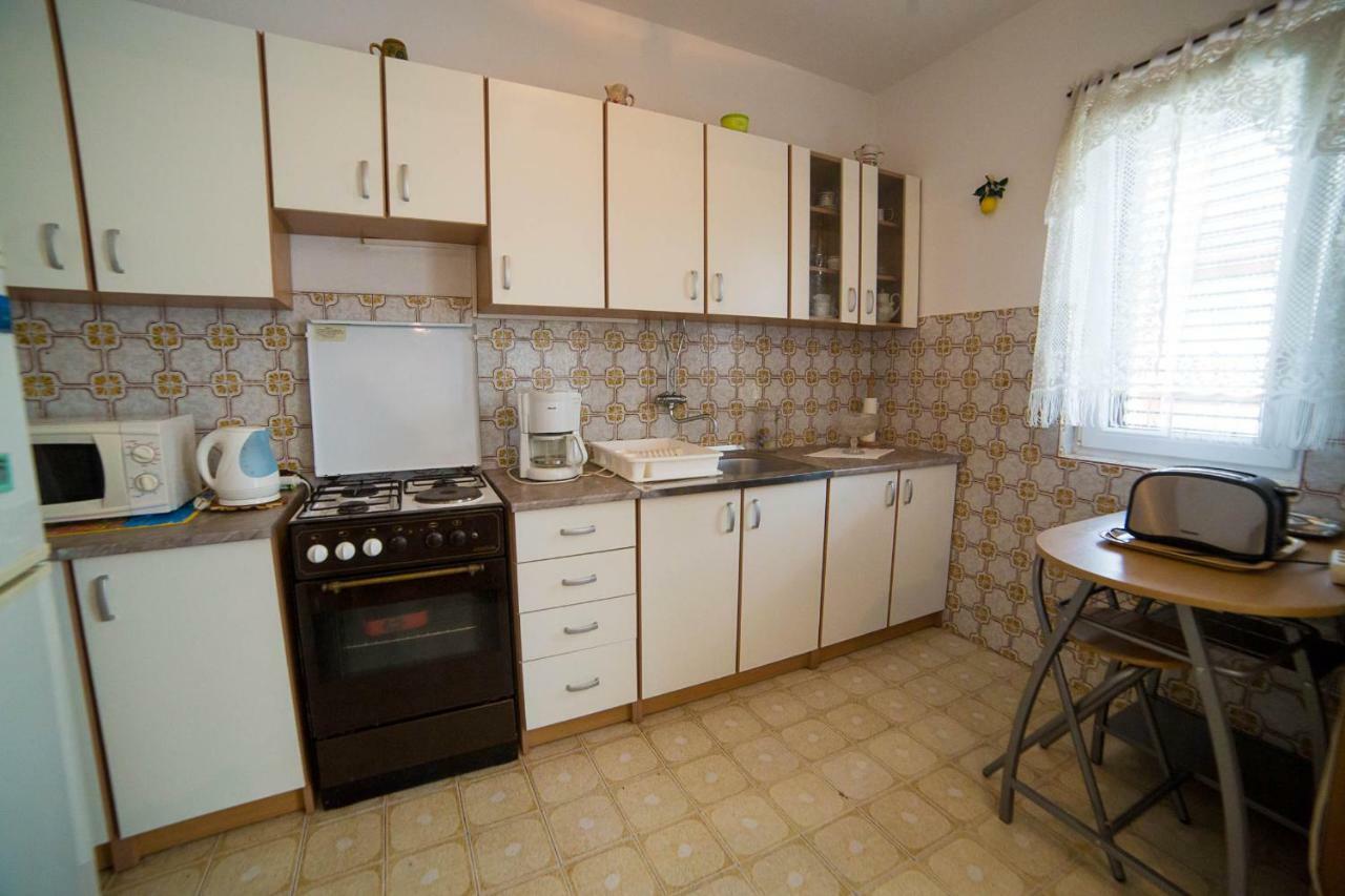 Apartments Marija Porec Bagian luar foto