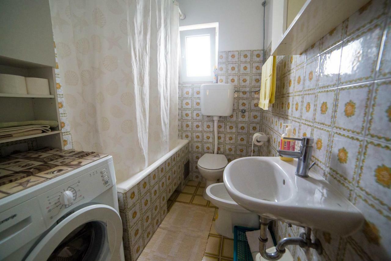 Apartments Marija Porec Bagian luar foto