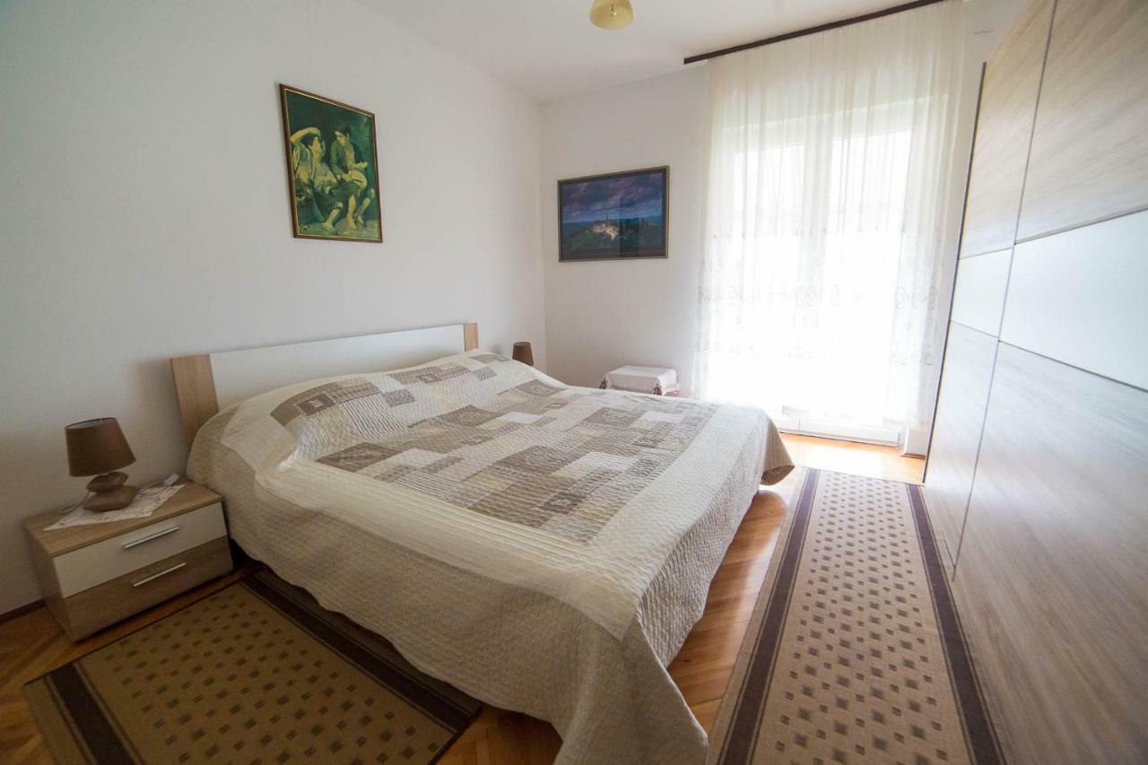 Apartments Marija Porec Bagian luar foto